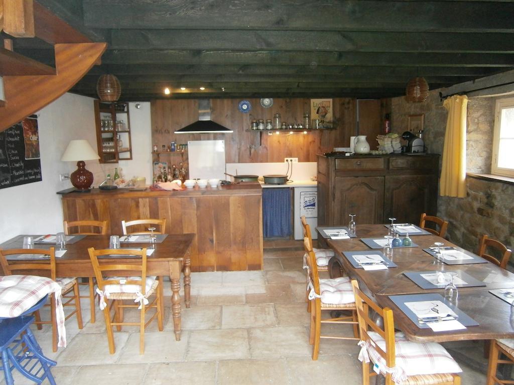 Les Chaumieres De Kerimel Bed & Breakfast Ploemel Eksteriør bilde